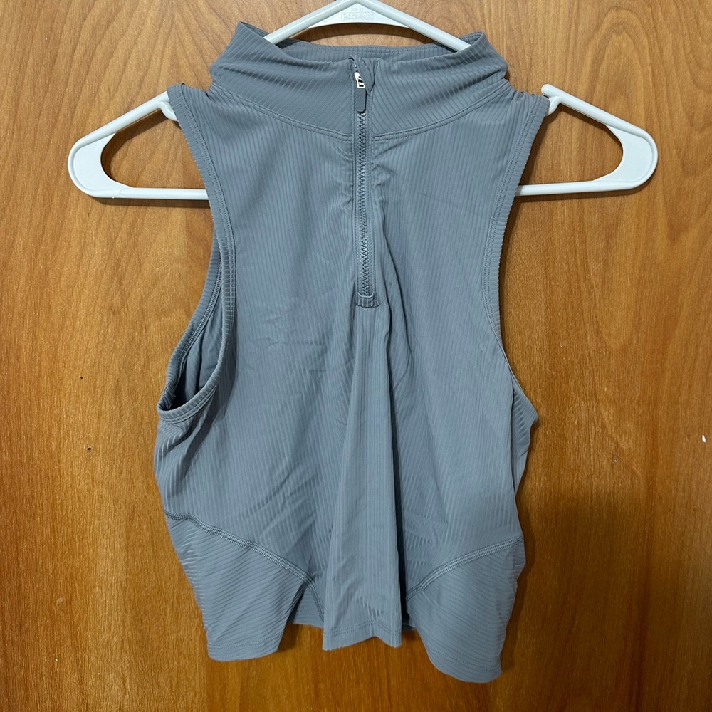 LULULEMON RHINO GREY RIB ZIP-FRONT CROPPED RUN TANK TOP